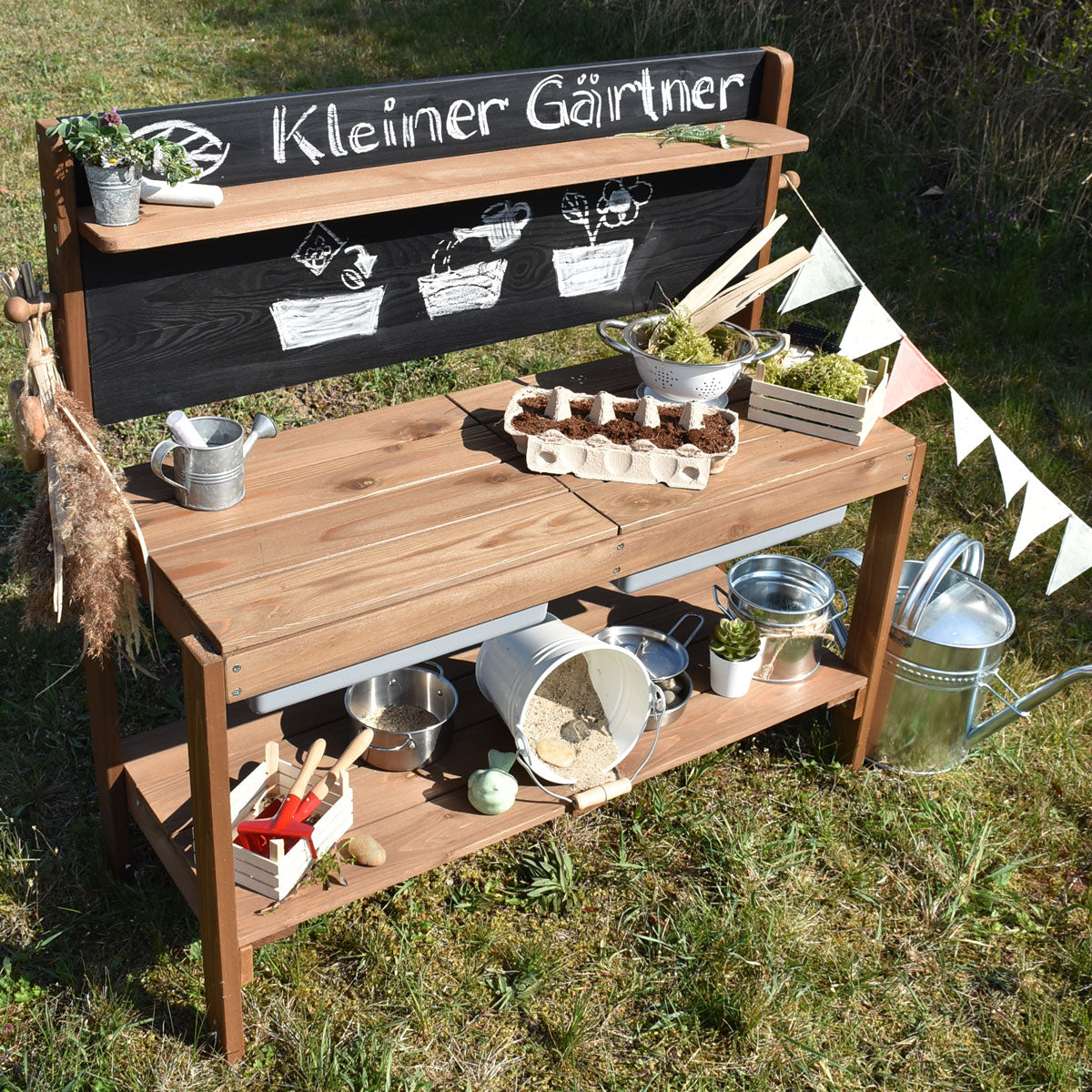 Matschküche Stimmungsbild im Garden mit Deko