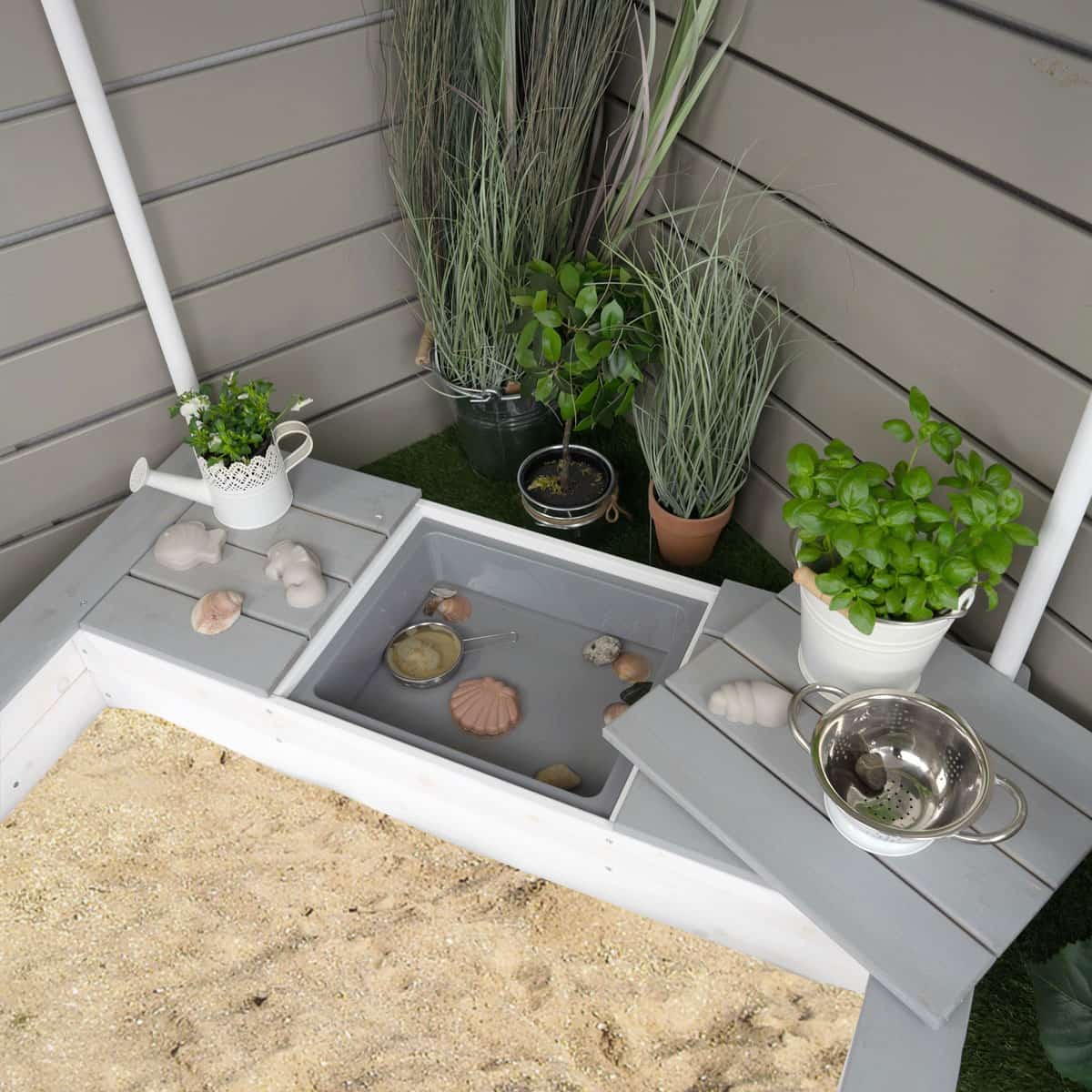 Schiffs-Sandkasten Detailansicht Sitzbank