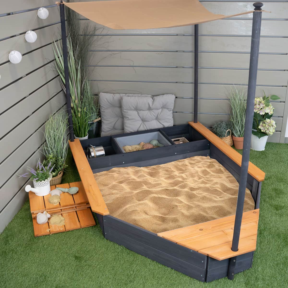 Schiffs-Sandkasten Blickwinkel von schräg oben