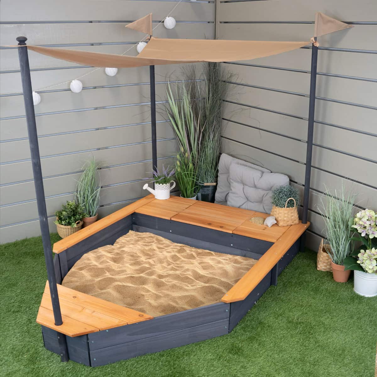 Schiffs-Sandkasten Blickwinkel von schräg oben