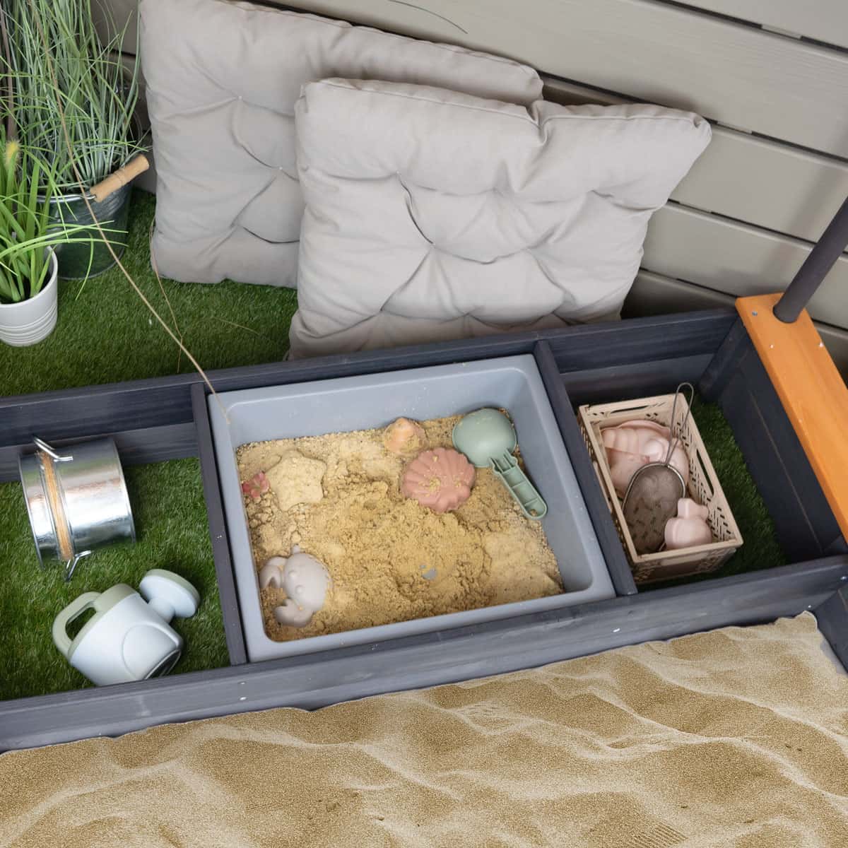 Schiffs-Sandkasten Detailbild Matschwannen