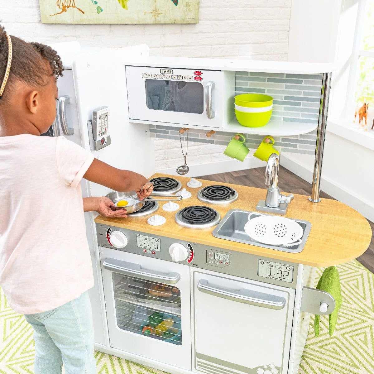 KidKraft Kinderküche Uptown weiß - 53364 - AUS RETOURE (2)