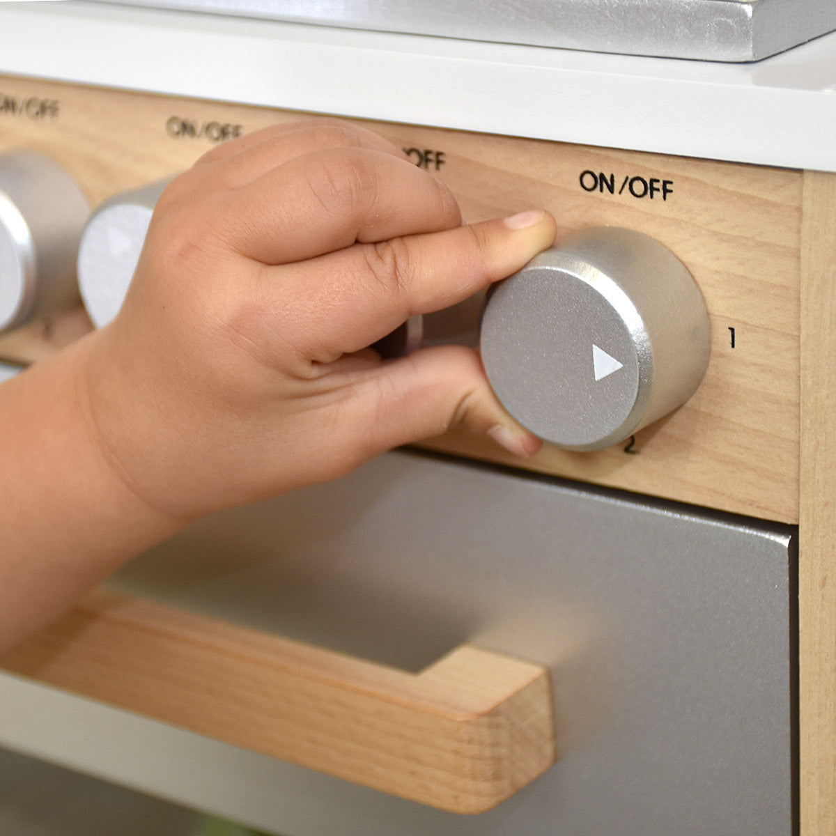 Kinderküche Detailbild Drehknöpfe