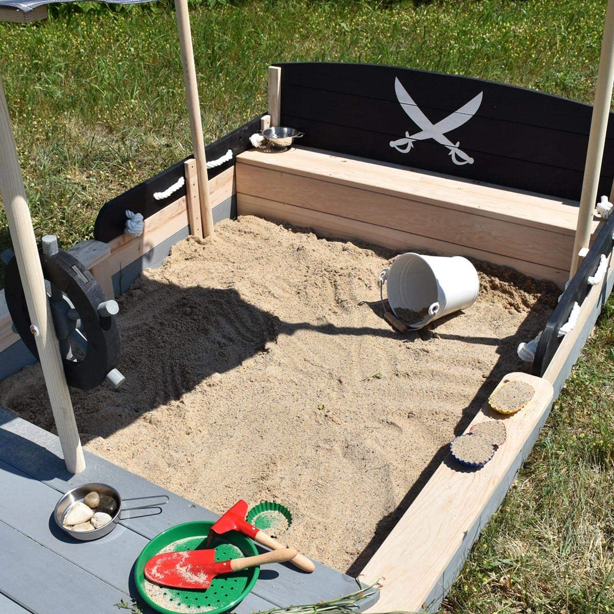 Sandkasten Piratenschiff Detailaufnahme Sandfläche