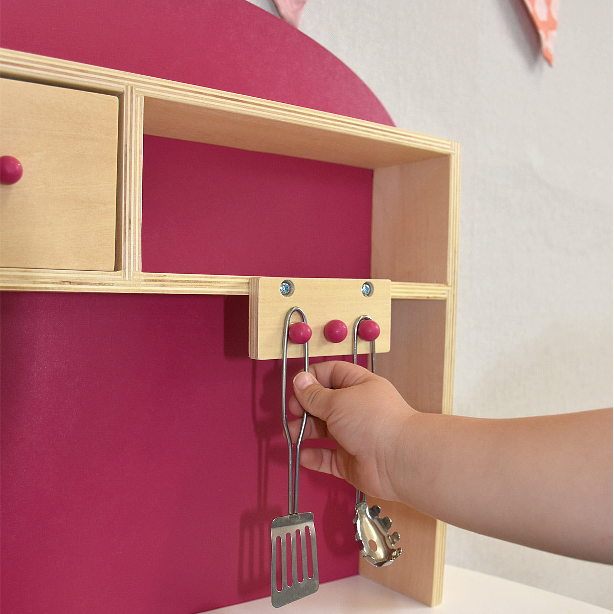 Kinderküche Detailbild Rückwand