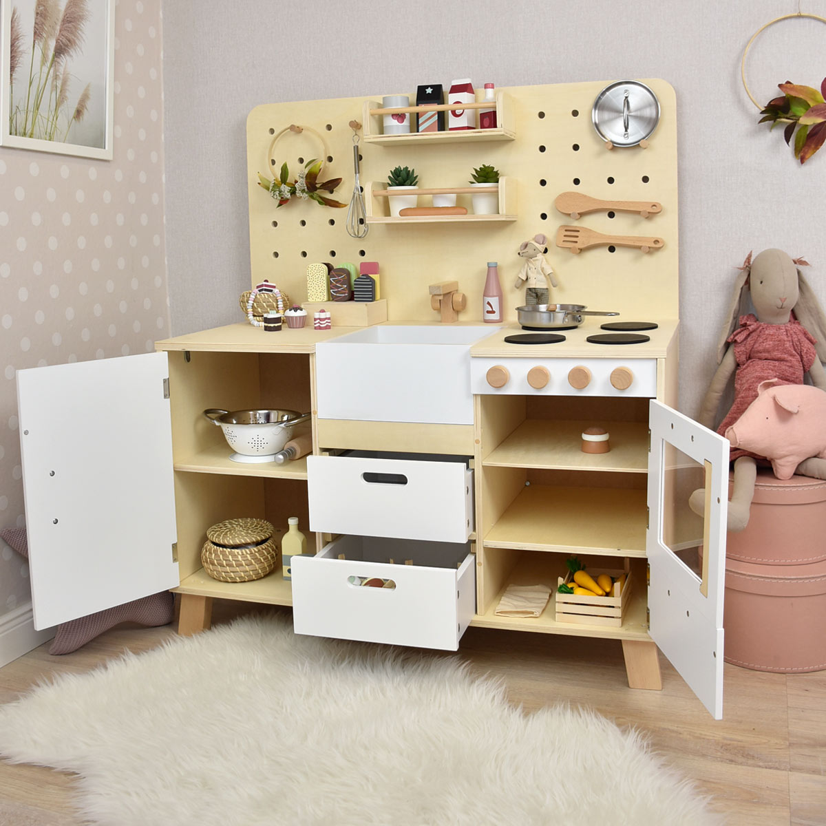 Kinderküche Türen geöffnet