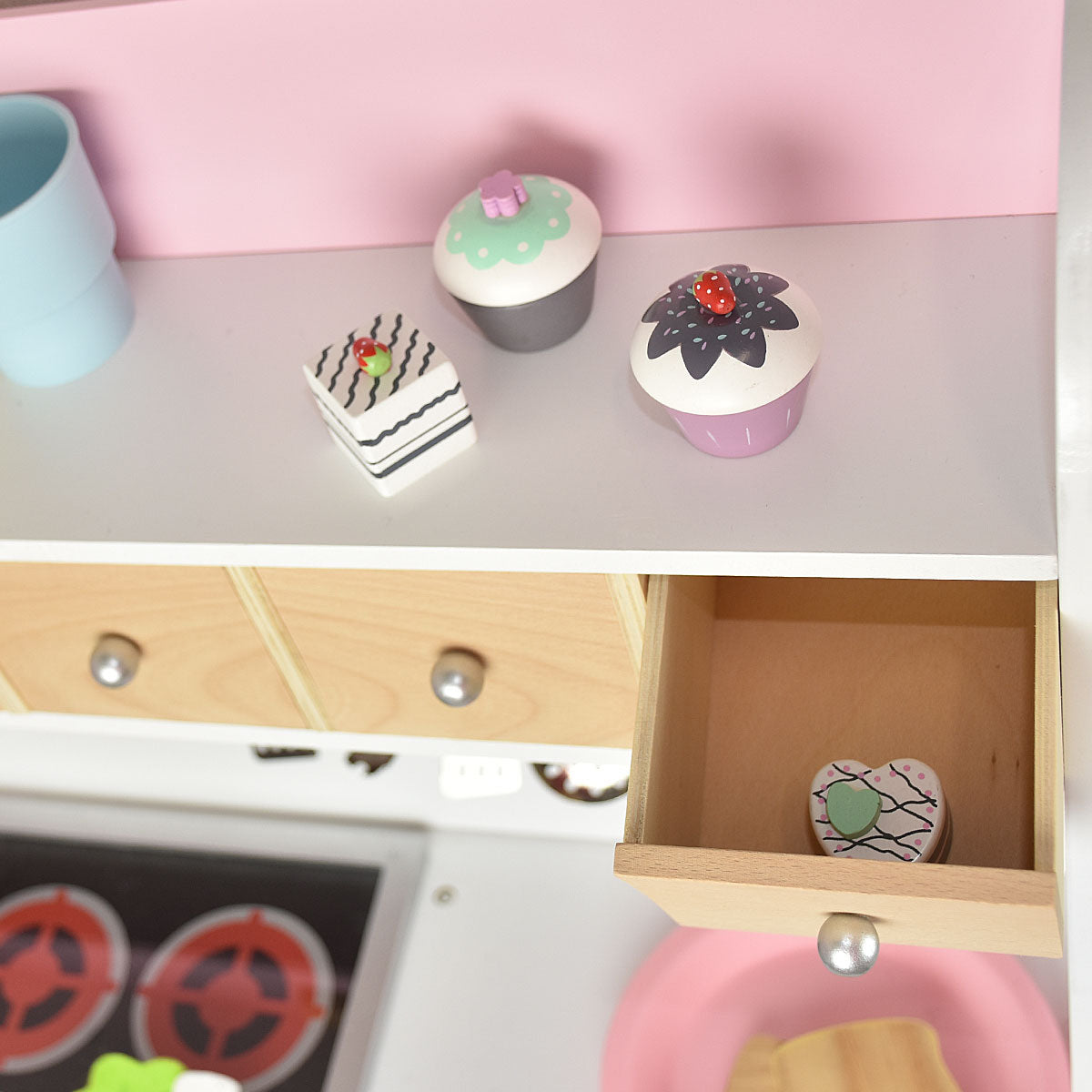 Kinderküche Detailbild Rückwand